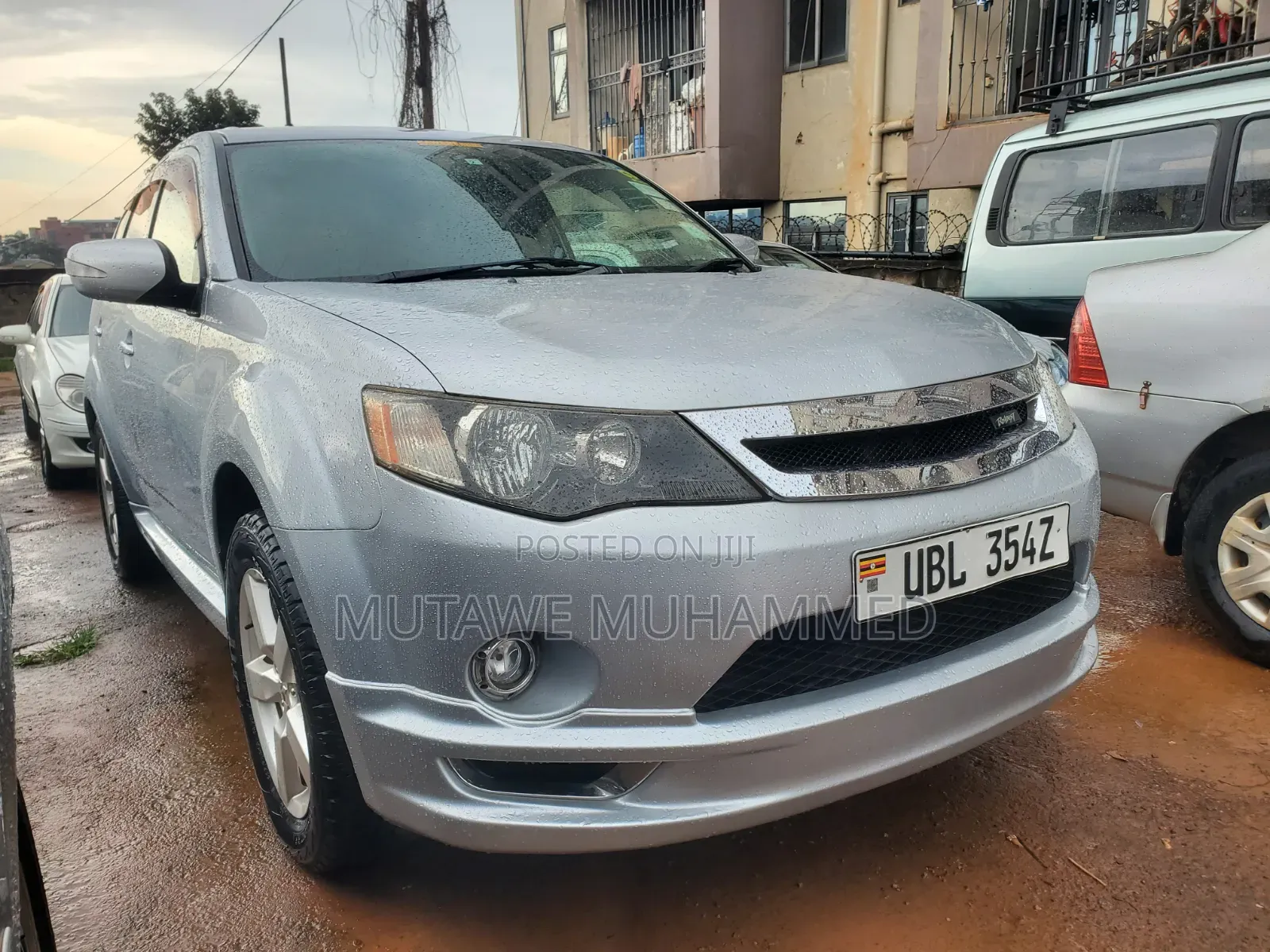Mitsubishi Outlander 2010 Silver
