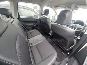 Mercedes-Benz C200 2014 White