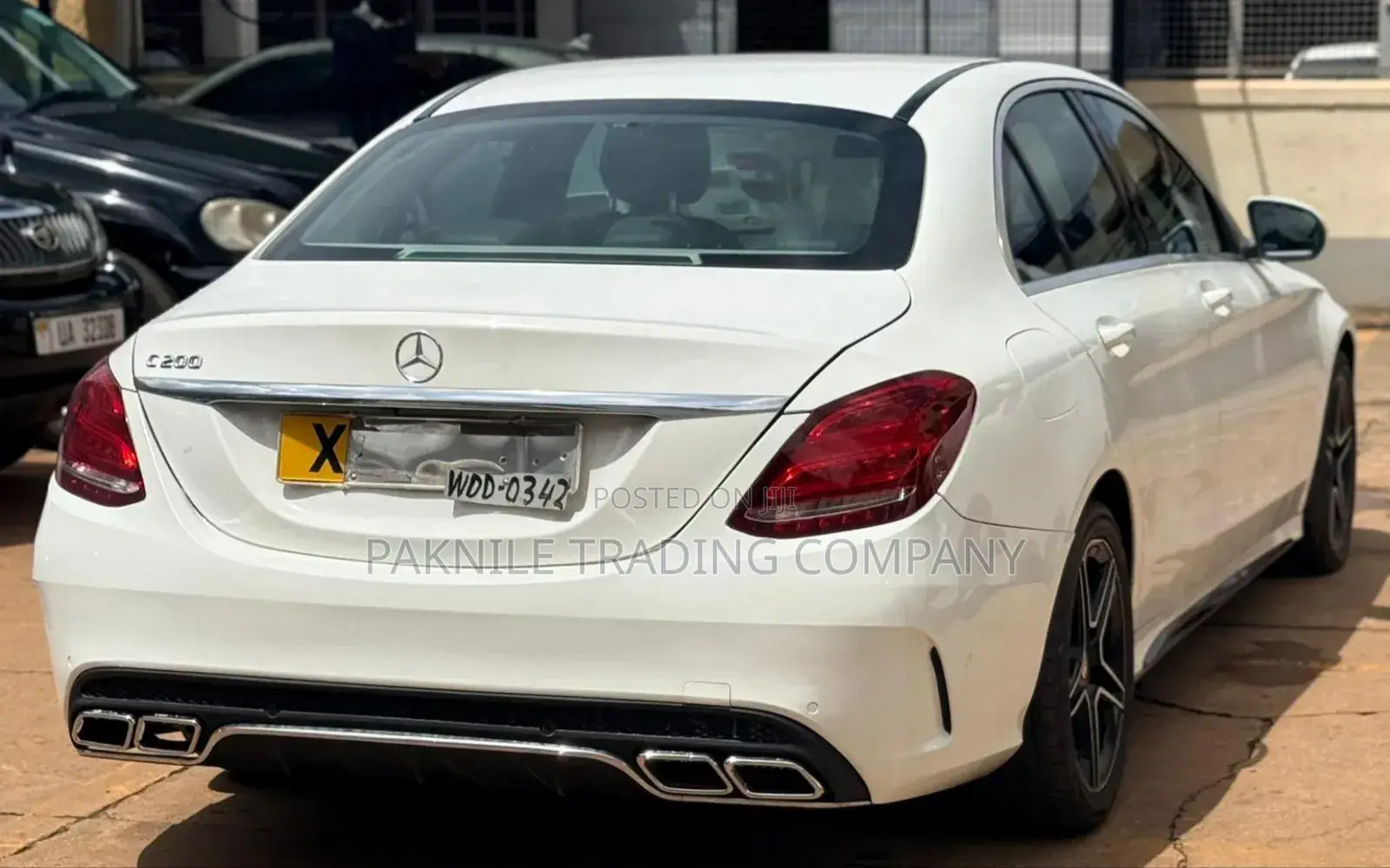 Mercedes-Benz C200 2014 White