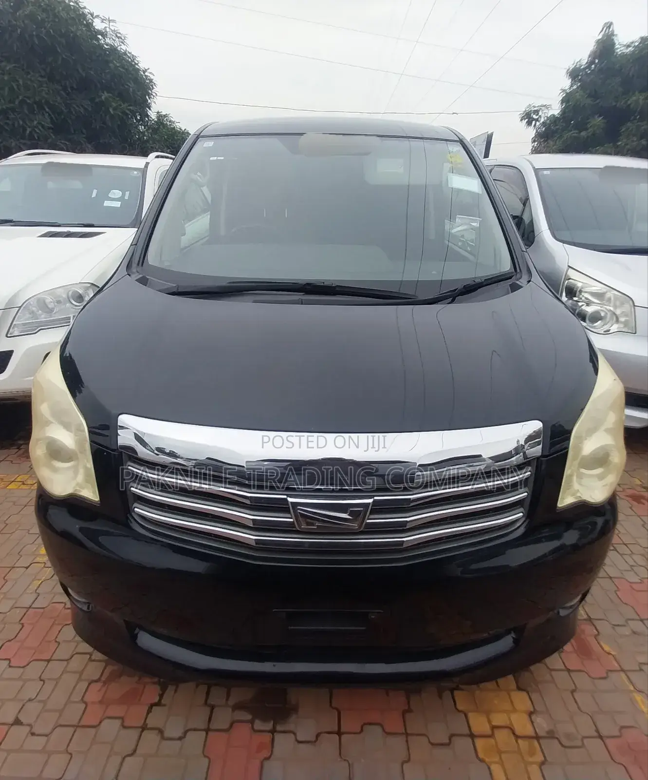 Toyota Noah 2012 Black