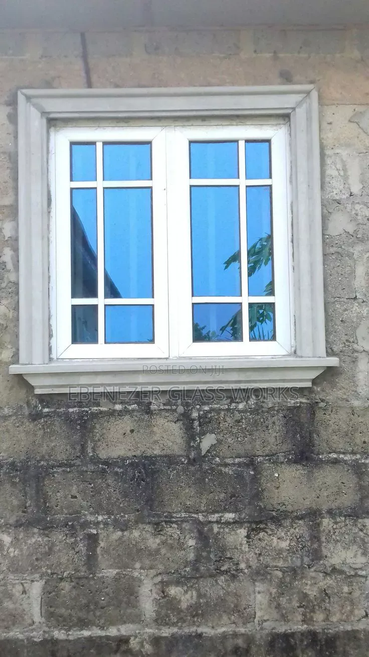 House Glasses And Fixing