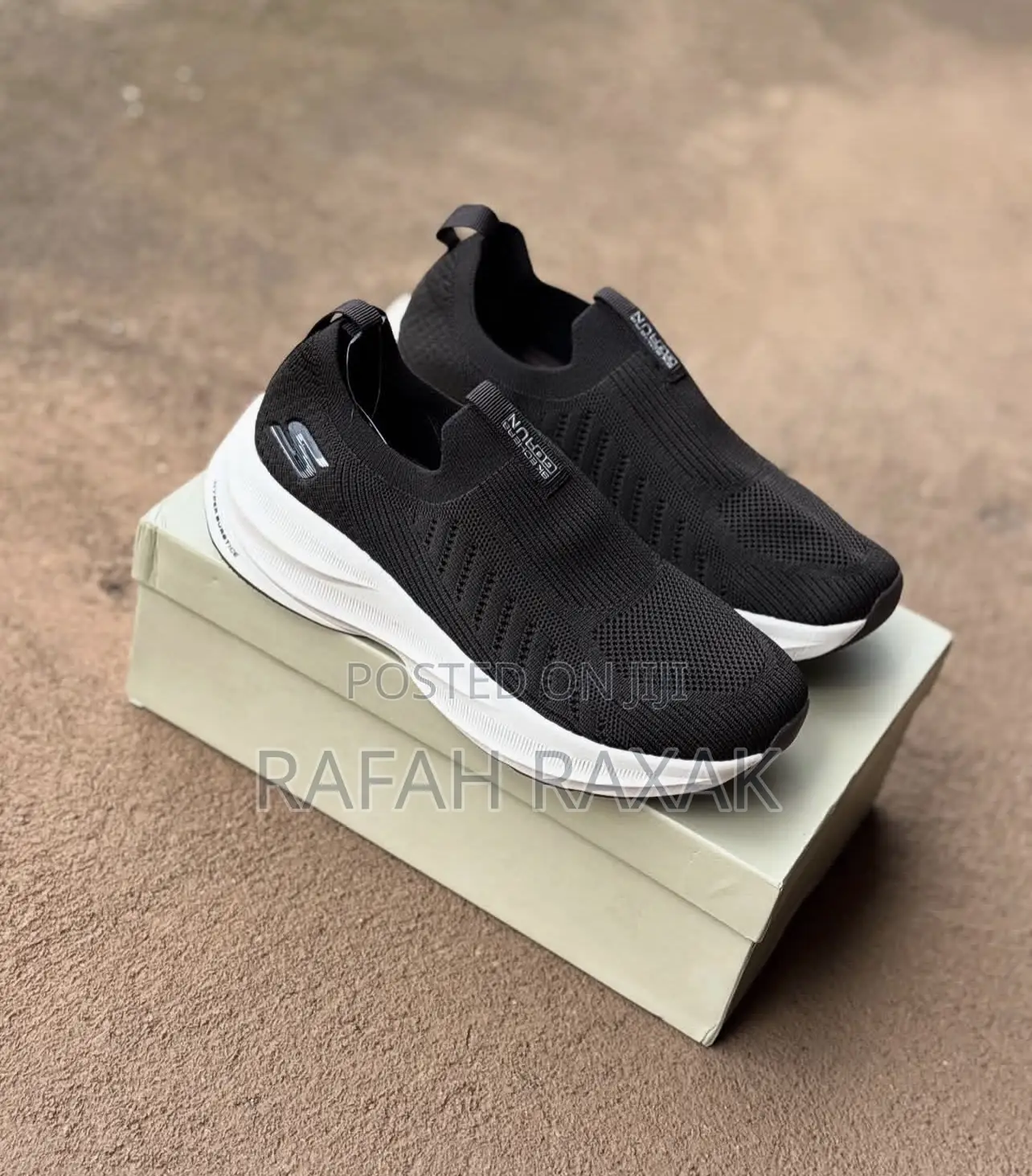 Black Unisex Sketcher Trainers