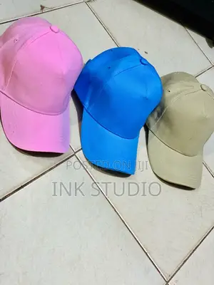 Plain Caps