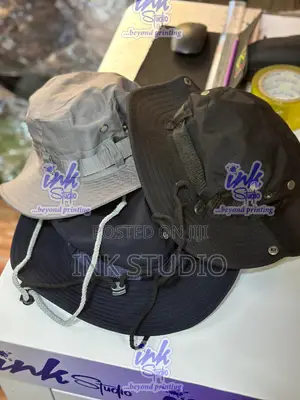 Safari Caps