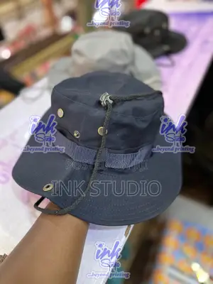 Safari Caps