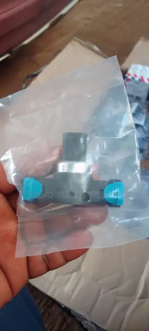 Fuel Pressure Sensor, Commonly Compatible With Various Volvo Models
