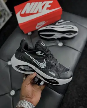 Urban Contrast Step Nike