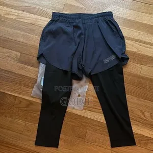 2in1 Athletic Shorts With Integrated Compression Tights