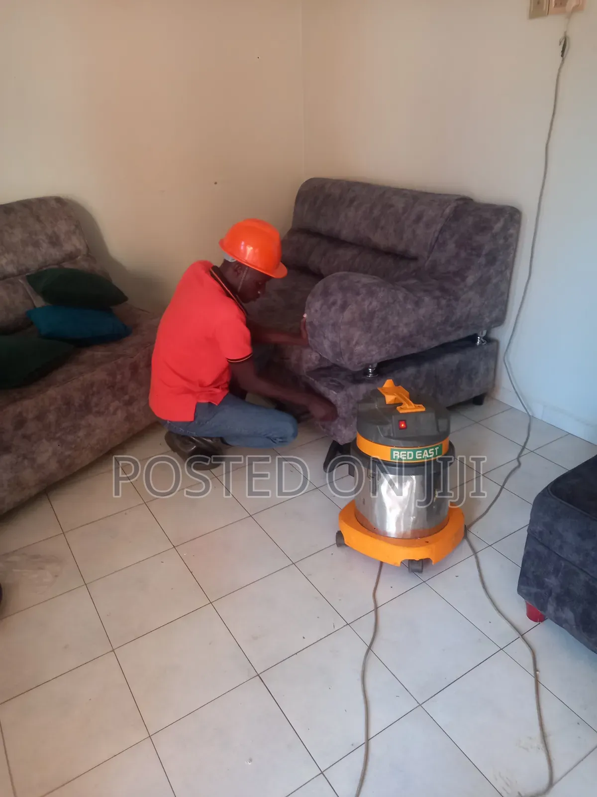 Sofa Set Cleaning Services