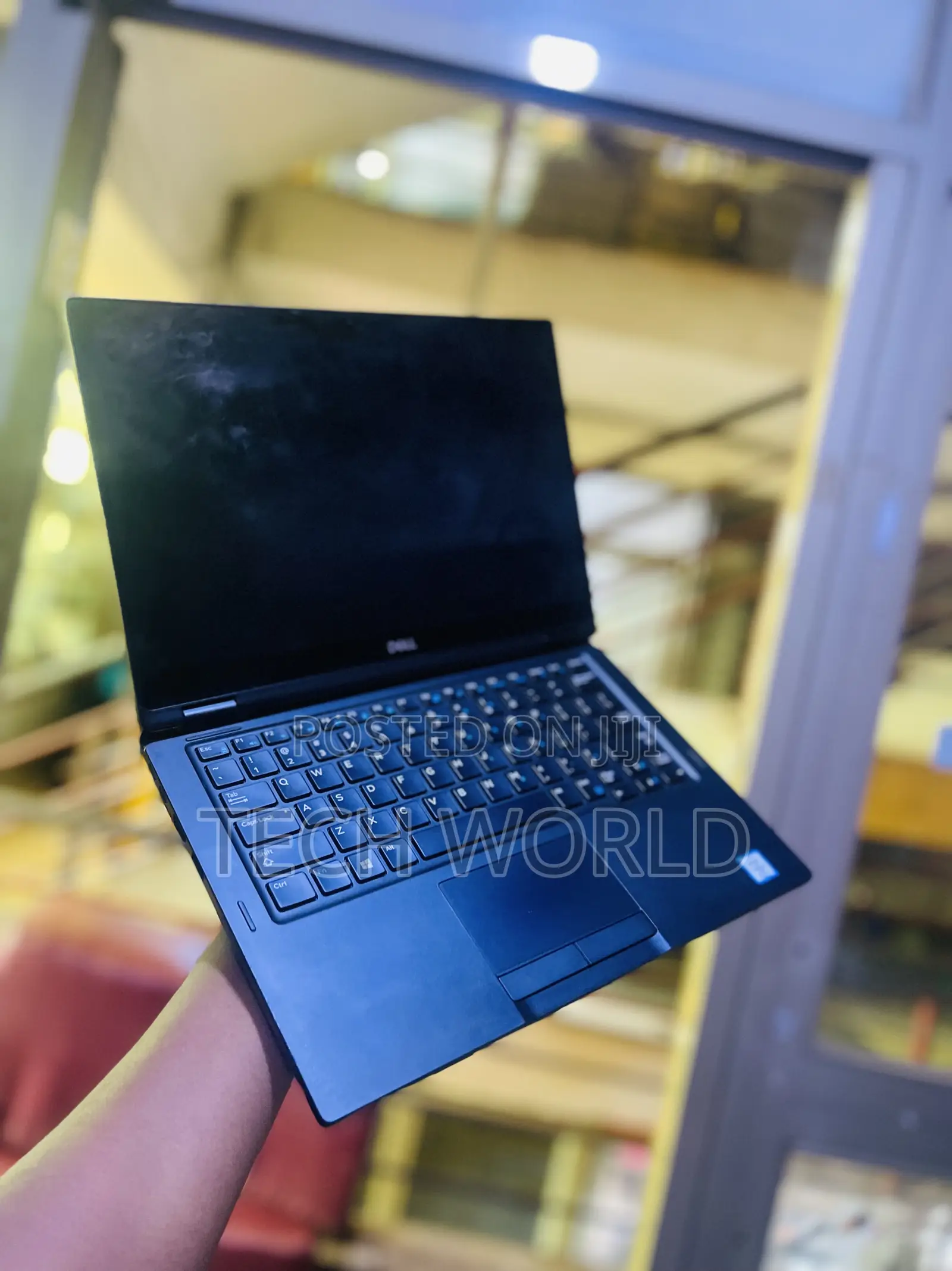 Laptop Dell Latitude 7390 8GB Intel Core i5 SSD 256GB