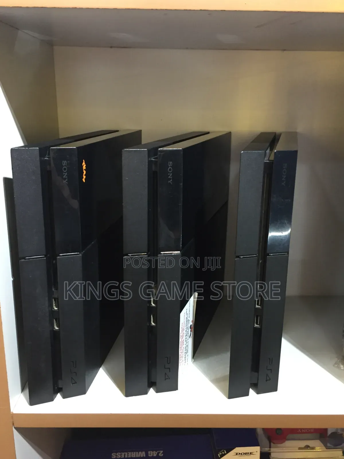 Play Station 4