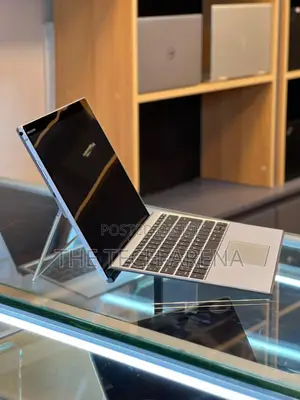 Laptop HP Elite X2 1012 G2 8GB Intel Core i5 SSD 256GB