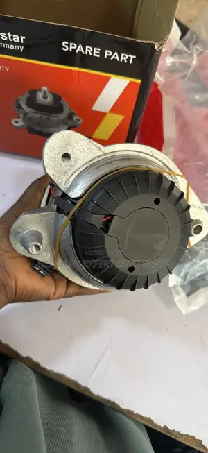 Engine Mounting