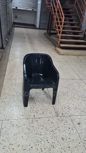 Dark Black Sofa Plastic Chairs Plastic Chairs