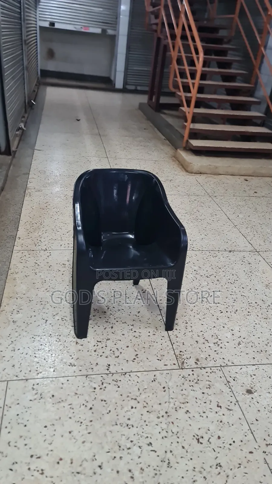 Dark Black Sofa Plastic Chairs Plastic Chairs