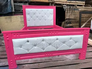 Pink Pearl Button Bed