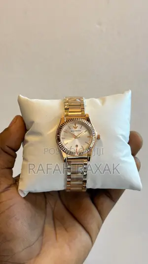 Emporio Armani Women’S Analog Watch