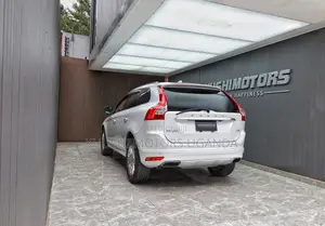 Volvo XC60 2013 Pearl