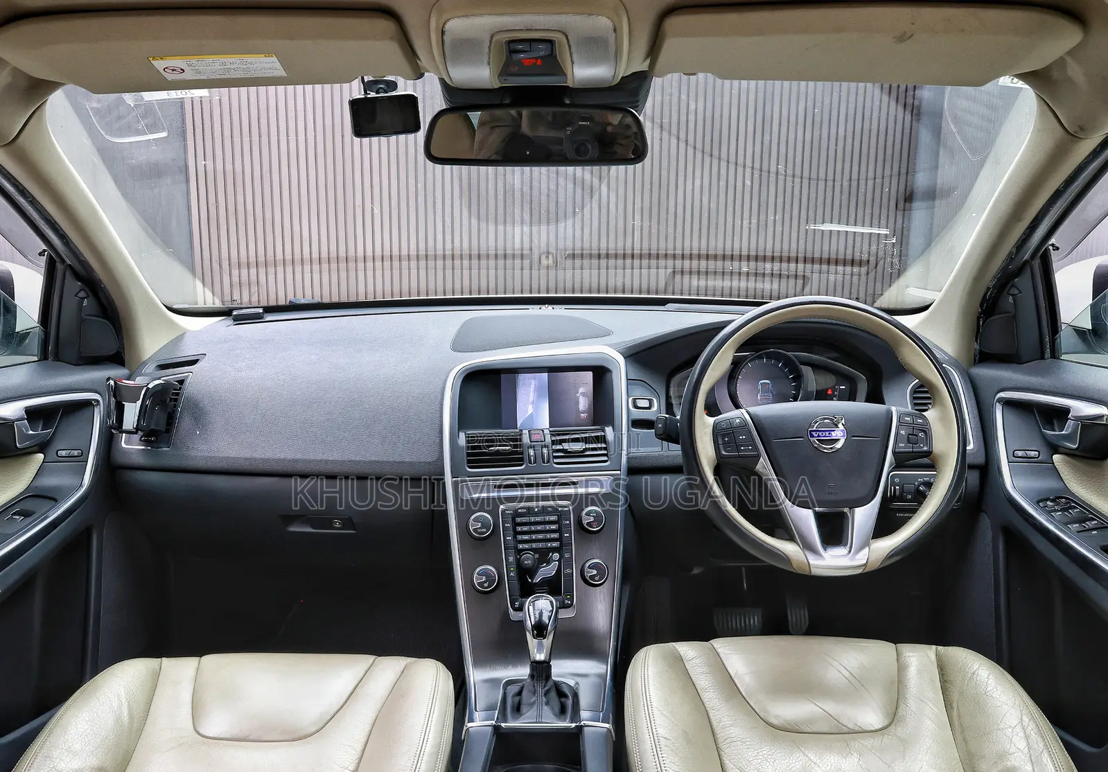 Volvo XC60 2013 Pearl