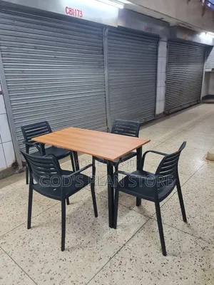 Caneva Dining/Hotels/Garden Wooden Table and Chairs