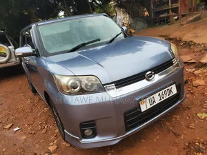 Toyota Corolla Rumion 2010 Blue