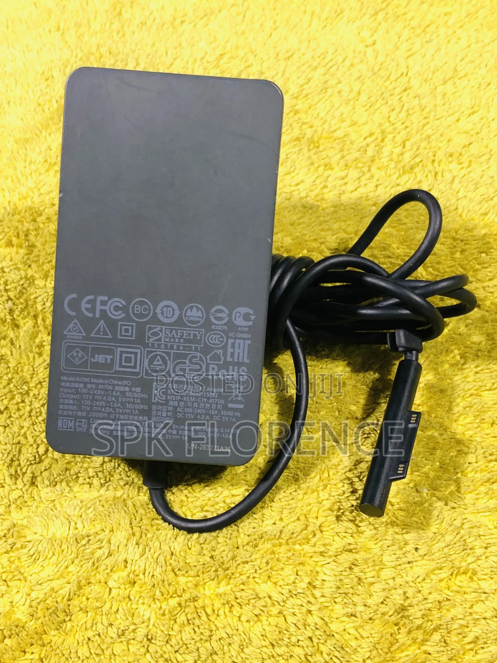 Microsoft Surface Bookpro 15v - 4a Adapter