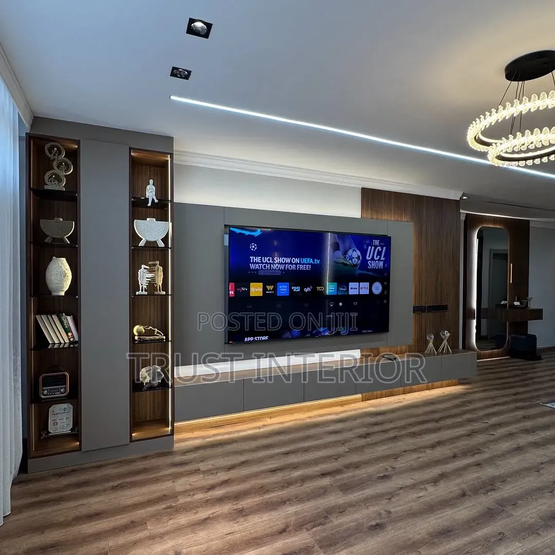 Elegant Tv Unit 7053