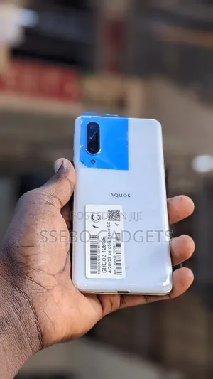 Sharp Aquos Zero 5G Basic 128 GB White