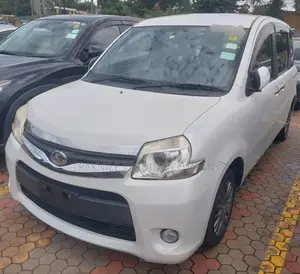 Toyota Sienta 2012 White
