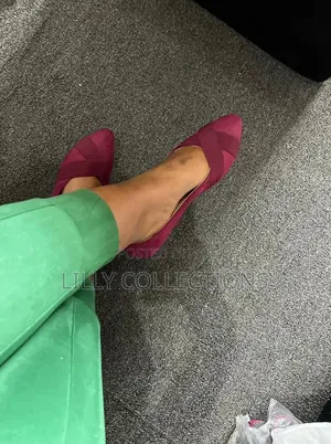 Pointed Pumps