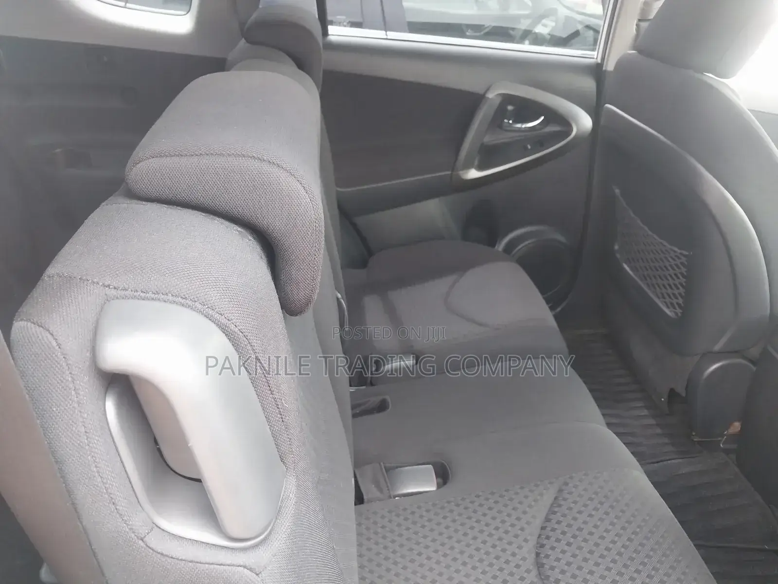 Toyota Vanguard 2013 White