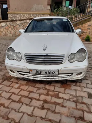 Mercedes-Benz C180 2005 White