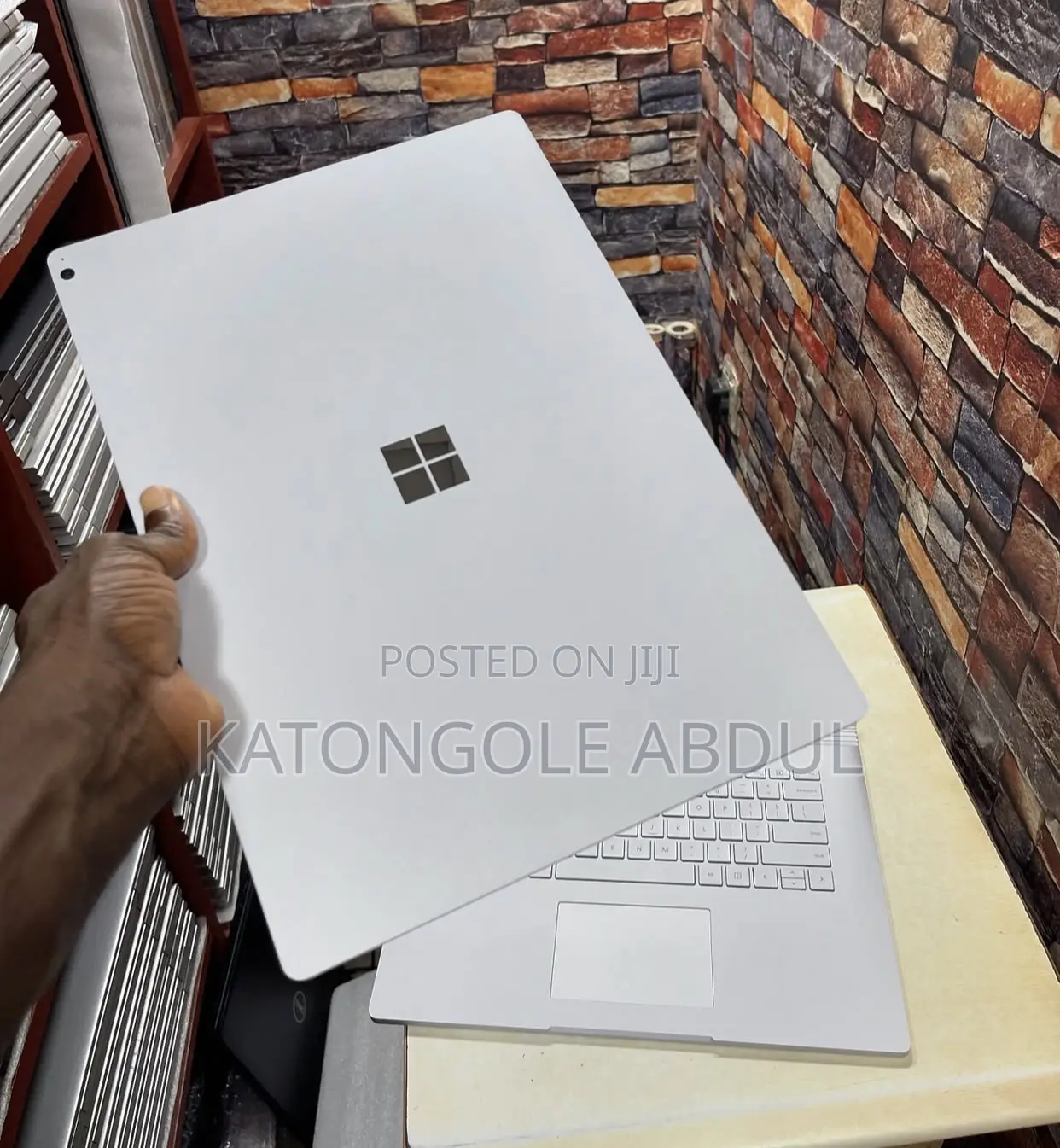 New Laptop Microsoft Surface Book 3 16GB Intel Core i7 SSD 256GB