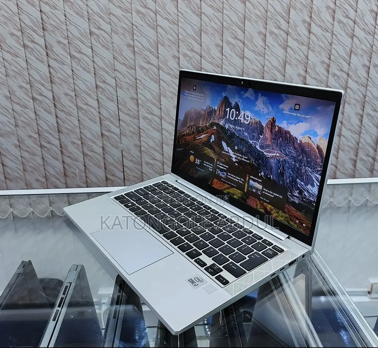New Laptop HP EliteBook 830 G7 8GB Intel Core i5 SSD 256GB