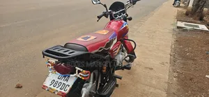 Bajaj CT 125X 2025 Red