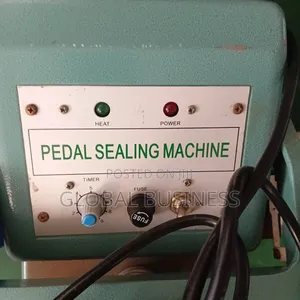 Pedal Sealing Machine