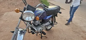 Bajaj Boxer 100 2016 Blue
