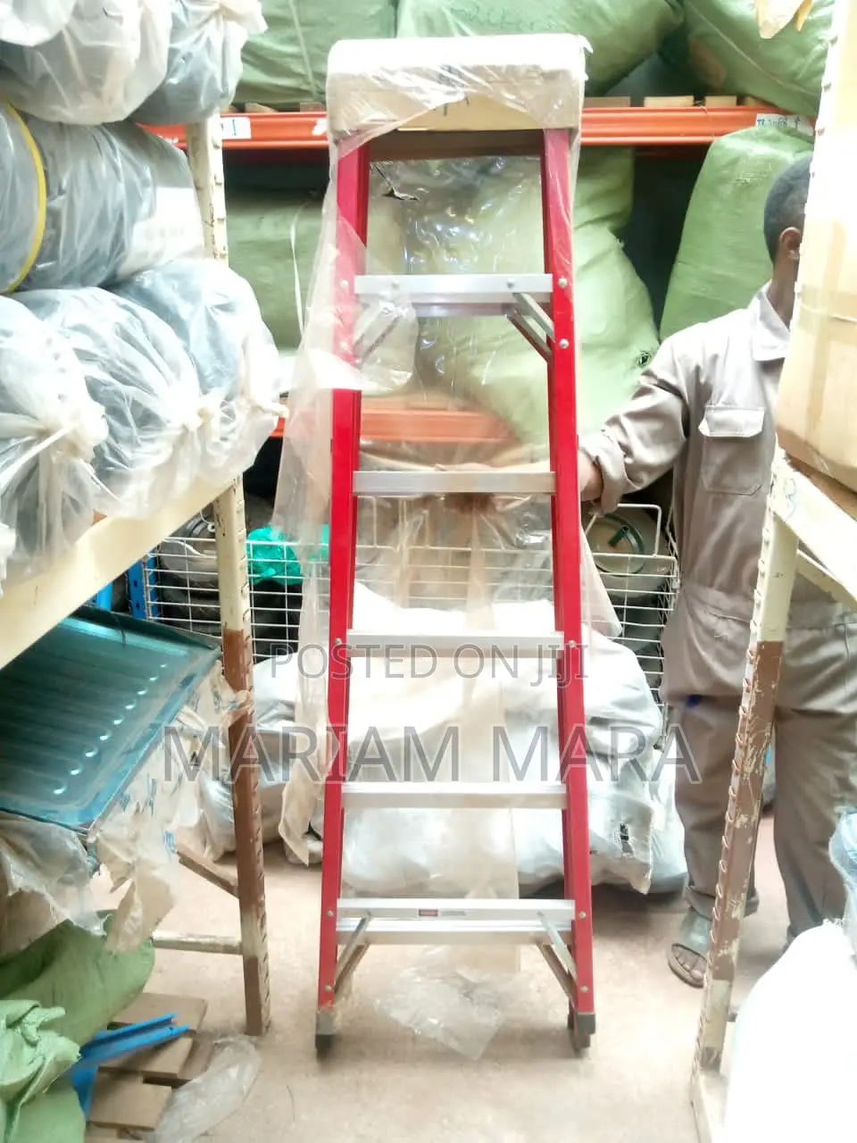 Fibre Glass Heavy Duty Ladder 6 Steps