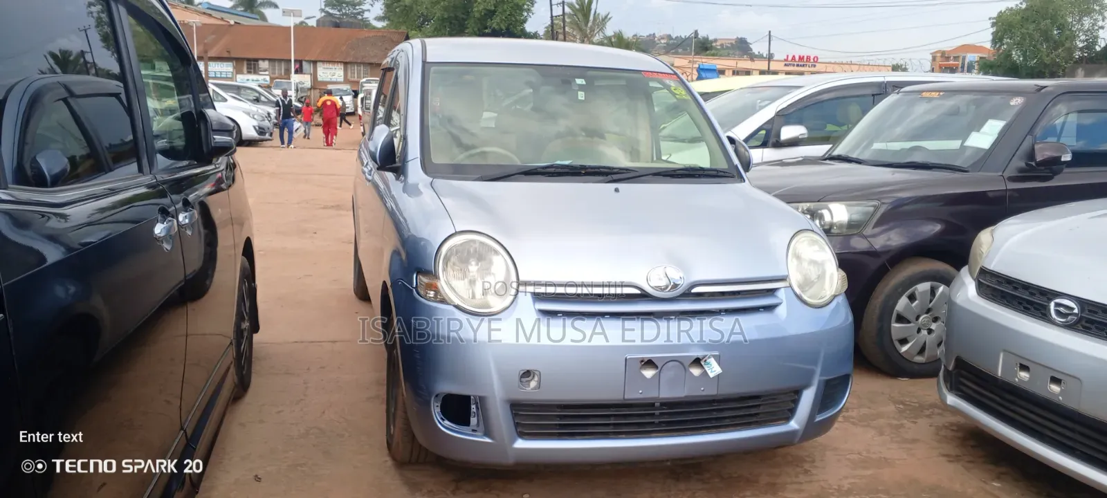 Toyota Sienta 1.5 FWD 2012 Blue