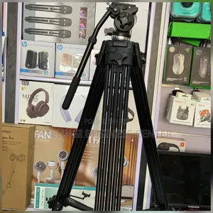 Yunteng Heavy Duty Professional Tripod Stand