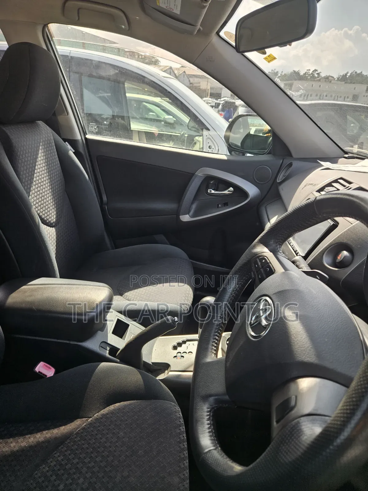 Toyota Vanguard 2011 Black