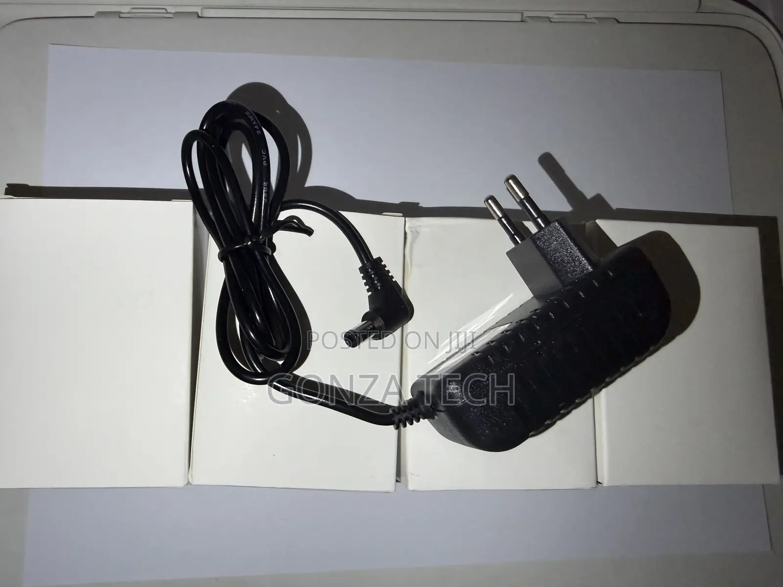 12v 1a Power Adapter