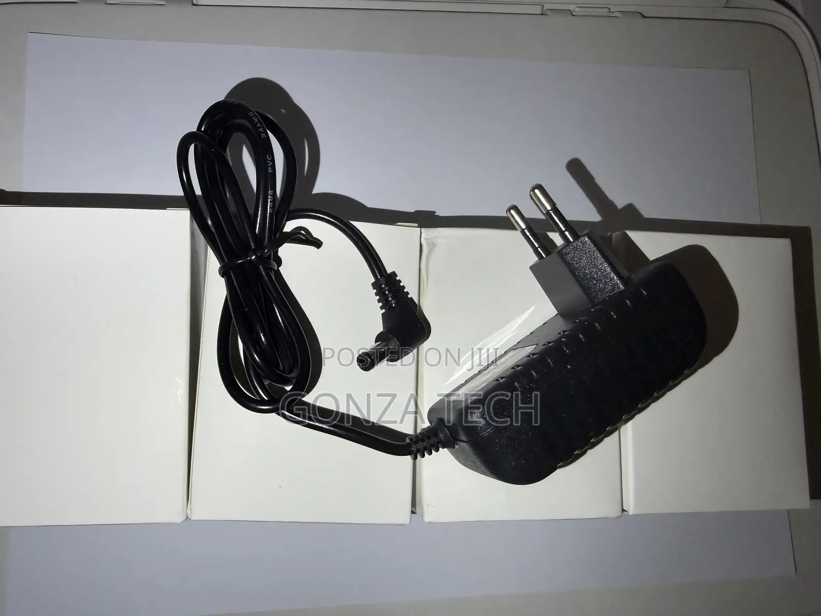 12v 1a Power Adapter