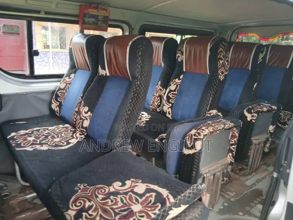 Toyota HiAce 2013 Beige