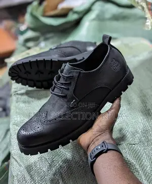Black Crest Oxford