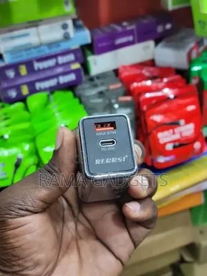 Recrsi 67w Fast Charger.
Power Output: 67 Watts
