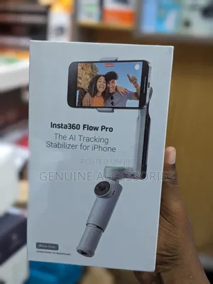 Insta 360 Flow Pro Ai Tracking Gimbal Stabilizer