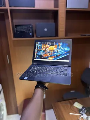 Laptop Dell Latitude 12 E7270 8GB Intel Core i5 SSD 256GB