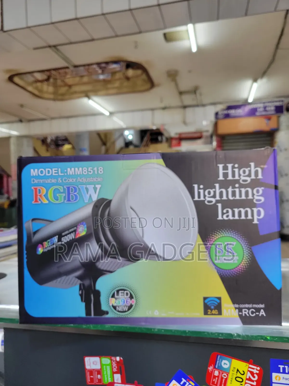 Light Mm8518 Professional Studio Video Lamp.