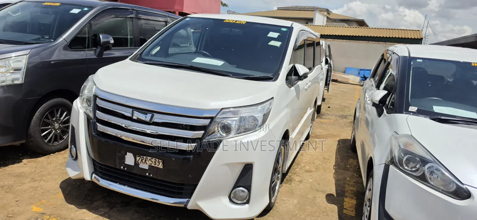 Toyota Noah 2016 White